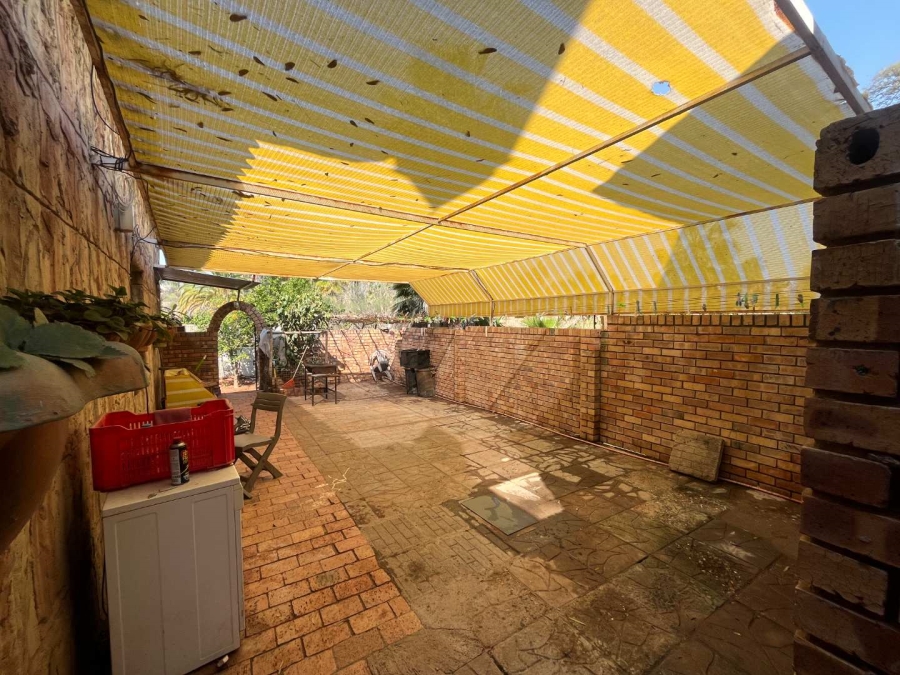 5 Bedroom Property for Sale in Die Rand Northern Cape